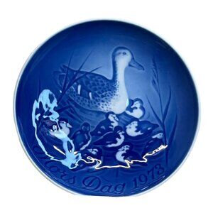 1973 B & G Bing Grondahl Mothers Day Plate Duck Ducklings Mors Day Denmark 6"